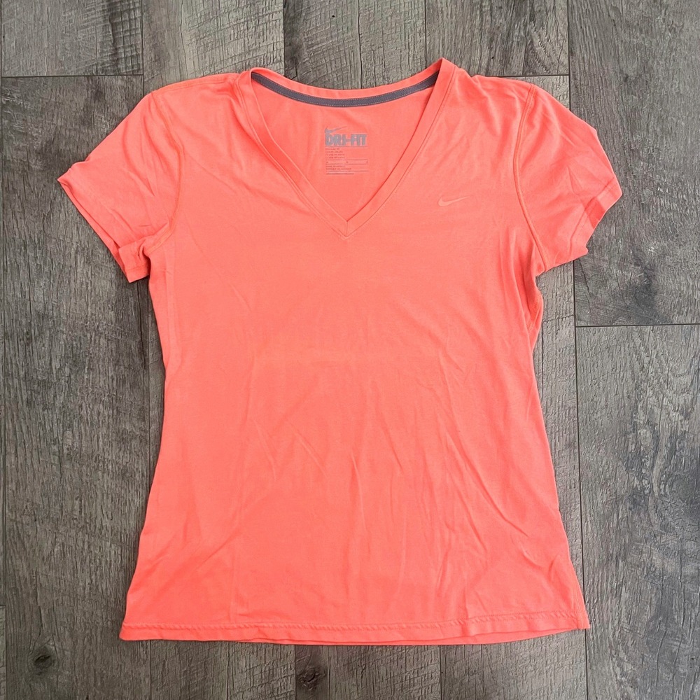 Nike Dri-FIT Womens V-Neck Short Sleeve Training Shirt Coral Pink Size M